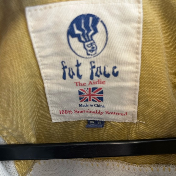 Fat Face Airlie sustainable sweatshirt size 8. Soft lined and think sweatshirt - Picture 3 of 16